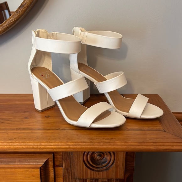 White D heals - Picture 1 of 9